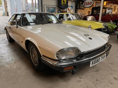 Lot 18 - 1992 JAGUAR XJ-S 4.0