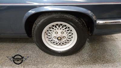 Lot 226 - 1989 JAGUAR XJ-S AUTO