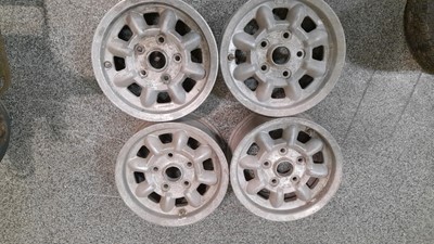 Lot 5 - ROVER P6 MINI LIGHT ALLOY WHEELS