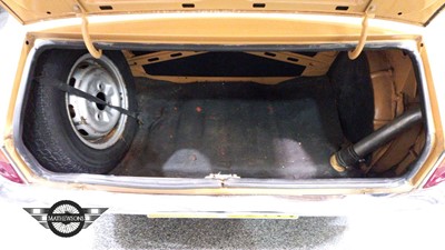 Lot 402 - 1976 AUSTIN ALLEGRO 1300 SDL