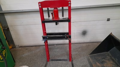 Lot 298 - 12 TON WORKSHOP PRESS