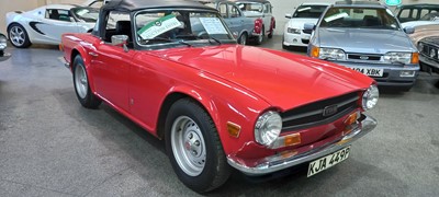 Lot 69 - 1975 TRIUMPH TR6
