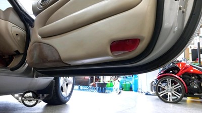 Lot 213 - 1999 JAGUAR XK8 CONVERTIBLE AUTO