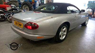 Lot 213 - 1999 JAGUAR XK8 CONVERTIBLE AUTO