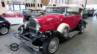 Lot 112 - 1972 FORD CLASSIC PHAETON CONVERTIBLE