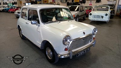 Lot 225 - 1969 AUSTIN MINI 1000