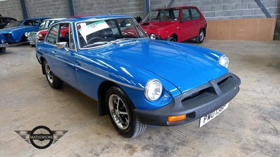 Lot 380 - 1976 MG B GT