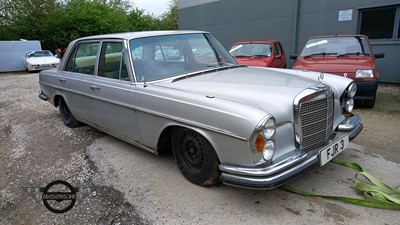 Lot 201 - 1971 MERCEDES 300 SEL
