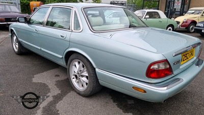 Lot 173 - 1999 JAGUAR XJ8 AUTO