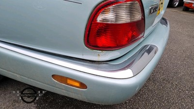 Lot 173 - 1999 JAGUAR XJ8 AUTO