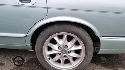 Lot 173 - 1999 JAGUAR XJ8 AUTO