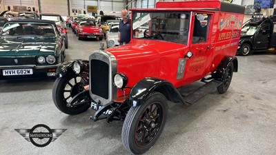 Lot 352 - 1928 AUSTIN 12 VAN