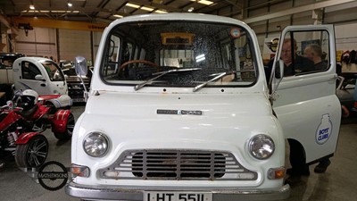 Lot 650 - 1972 AUSTIN MORRIS JU