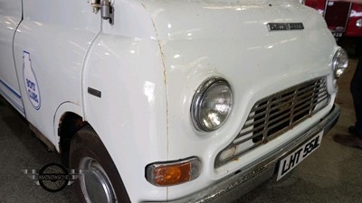 Lot 650 - 1972 AUSTIN MORRIS JU