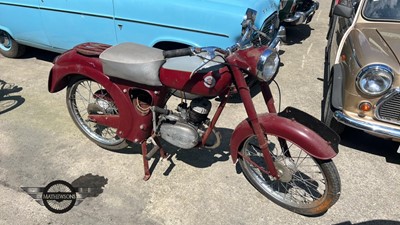 Lot 27 - JAMES COMET 100