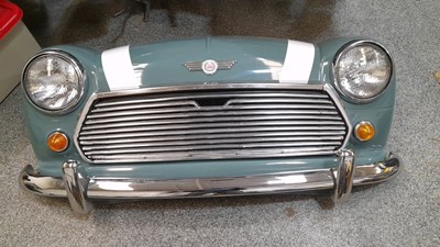 Lot 93 - MINI FRONT WALL HANGER