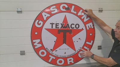Lot 37 - ROUND TEXACO METAL REPRO SIGN 38"