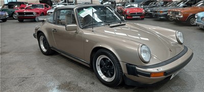 Lot 192 - 1982 PORSCHE CARRERA TARGA