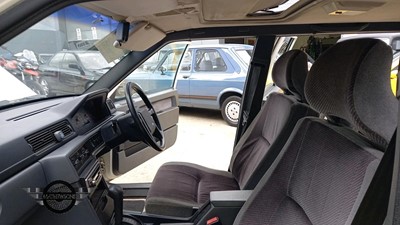 Lot 96 - 1993 VOLVO 940 SE TURBO A