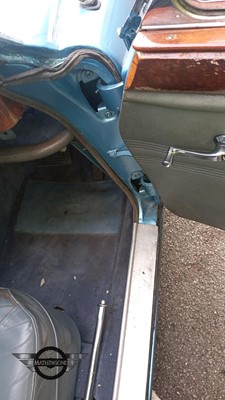 Lot 136 - 1967 JAGUAR 3.8