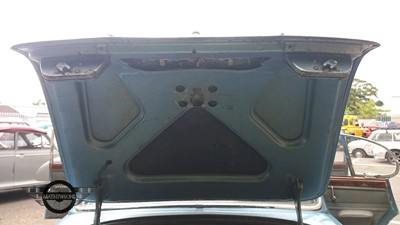 Lot 136 - 1967 JAGUAR 3.8