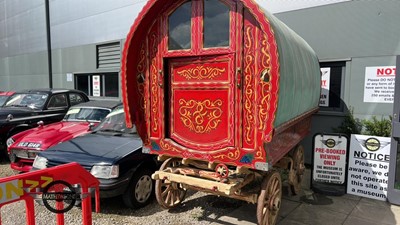 Lot 192 - BOW TOP GYPSY CARAVAN