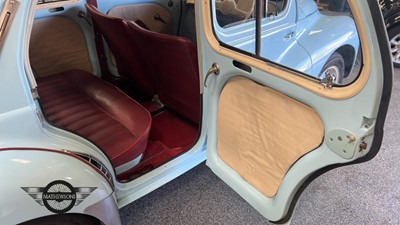 Lot 292 - 1954 RENAULT 750 / 4CV