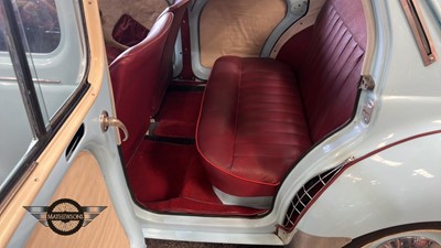 Lot 292 - 1954 RENAULT 750 / 4CV