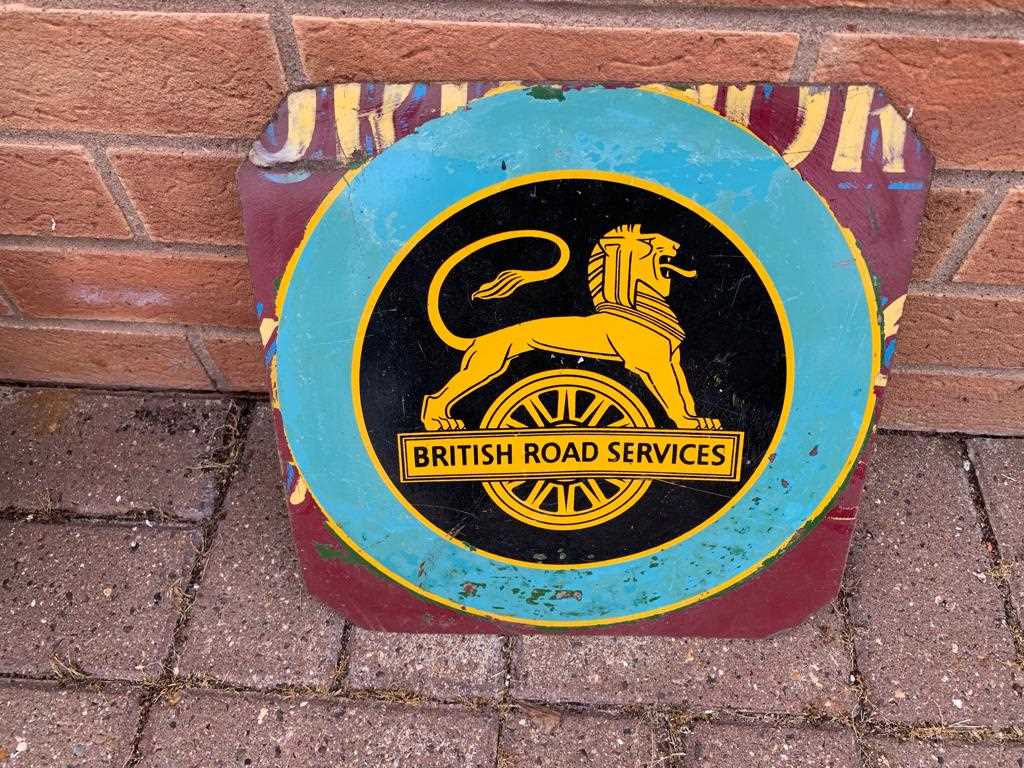 Lot 10 - BRITISH ROAD SERVICES BADGE 1930s (BLUE)