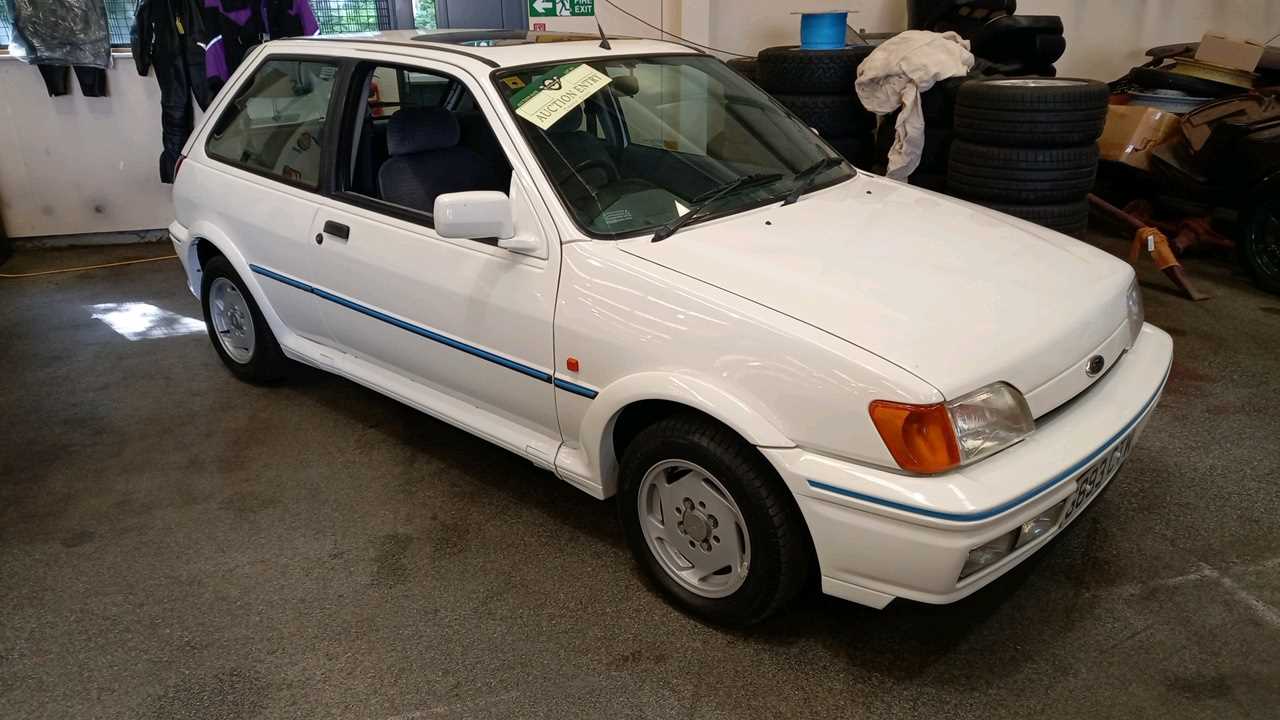 Lot 24 - 1990 FORD FIESTA XR2I