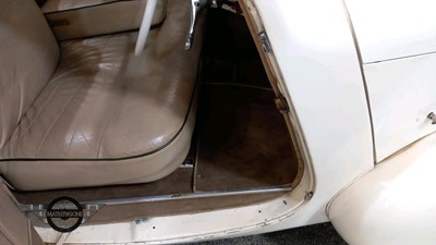 Lot 177 - 1947 TRIUMPH 1800