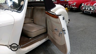 Lot 177 - 1947 TRIUMPH 1800