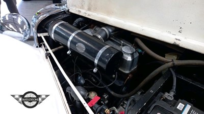 Lot 177 - 1947 TRIUMPH 1800