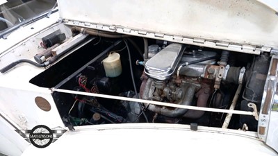 Lot 177 - 1947 TRIUMPH 1800