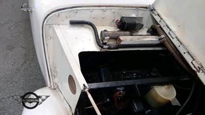 Lot 177 - 1947 TRIUMPH 1800