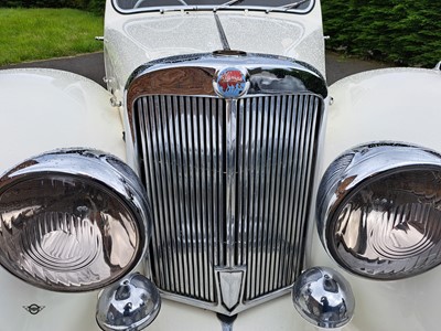 Lot 177 - 1947 TRIUMPH 1800