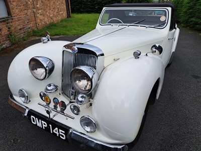 Lot 177 - 1947 TRIUMPH 1800