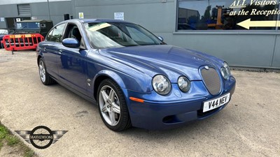 Lot 586 - 2005 JAGUAR S-TYPE V8 R AUTO