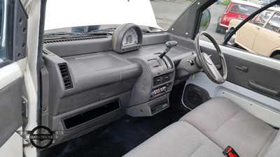 Lot 648 - 1989 NISSAN S-CARGO