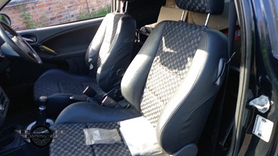 Lot 690 - 2004 MG ZR EXPRESS TD
