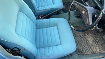 Lot 6 - 1975 VAUXHALL 2300 S