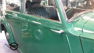 Lot 496 - 1948 DAIMLER DB18