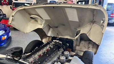 Lot 562 - 1970 JAGUAR 'E' TYPE