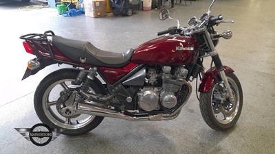 Lot 228 - 1993 KAWASAKI ZR550-B4