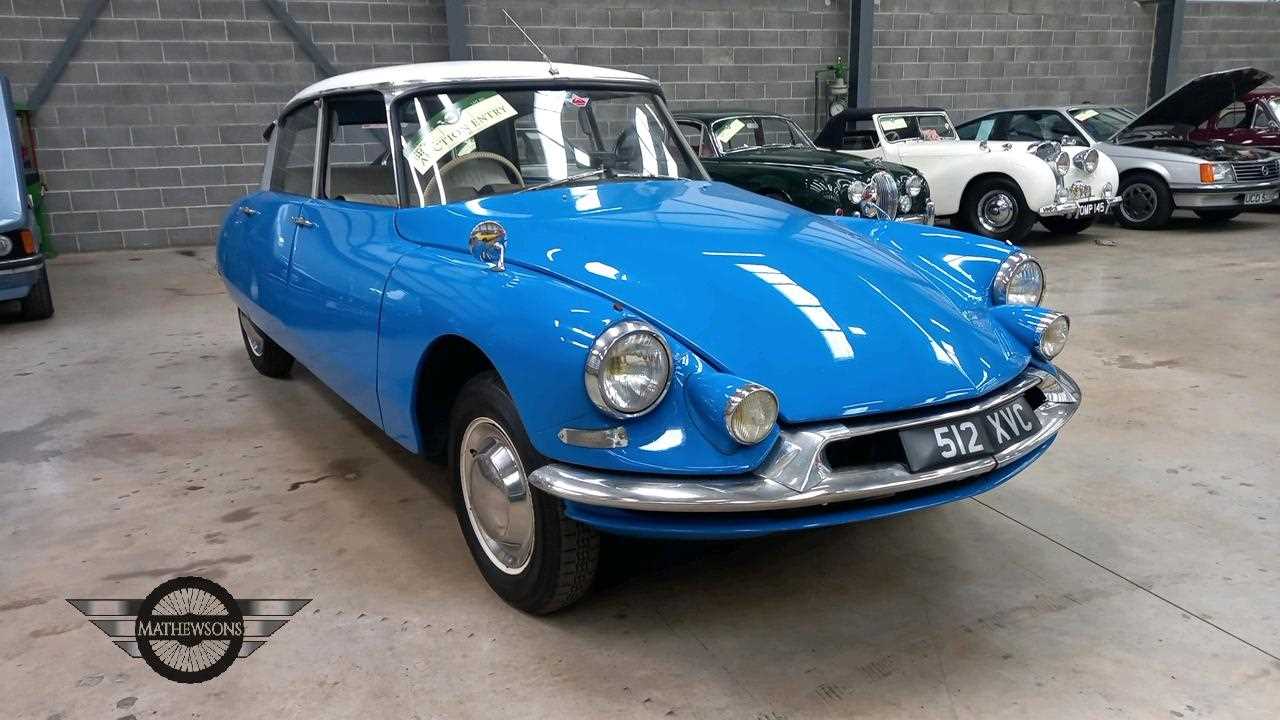 Lot 4 - 1960 CITROEN ID19