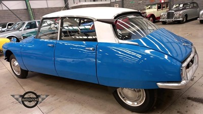 Lot 4 - 1960 CITROEN ID19