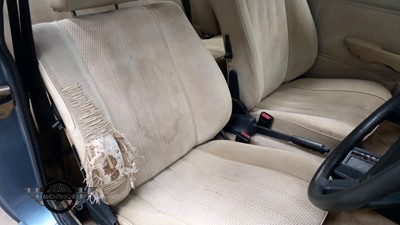 Lot 46 - 1981 BMW 323 I AUTO