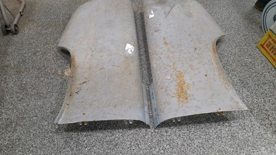 Lot 11 - PAIR OF GOOD ROVER P6 REAR WINGS