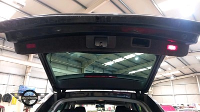 Lot 301 - 2003 PORSCHE CAYENNE S TIPTRONIC