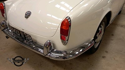 Lot 381 - 1964 ALFA ROMEO GIULIA SPIDER